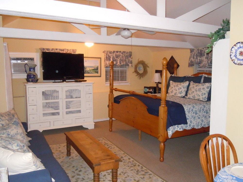 Carriage House Fredericksburg B&B 외부 사진