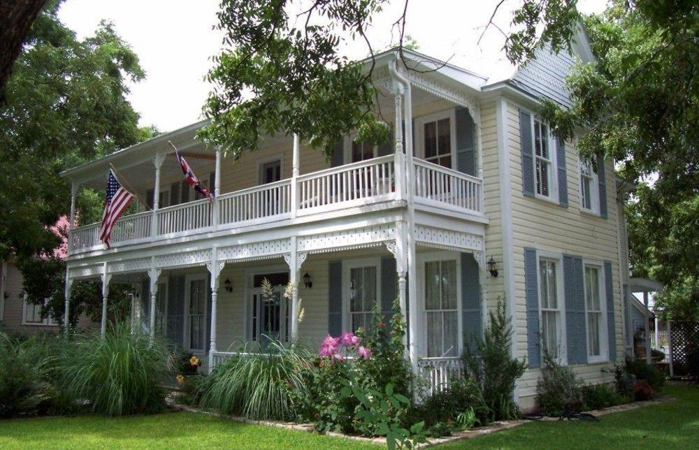 Carriage House Fredericksburg B&B 외부 사진